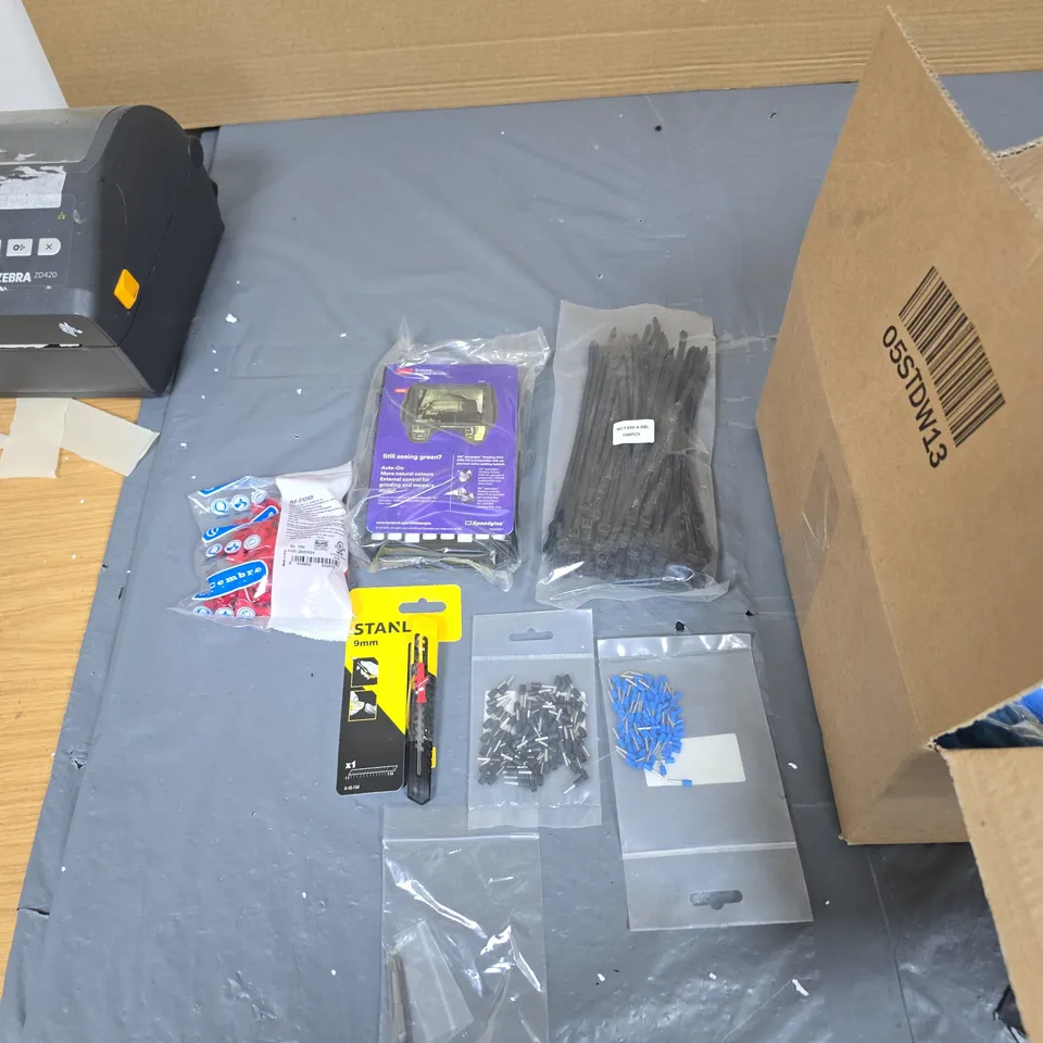 ASSORTED HARDWARE COMPONENTS KIT – ZIP TIES, CABLE FASTENERS, CONNECTORS; STANLEY BLADE PACKAGING ASSORTED BOX OF LARGE QUANTITY OF DIY ACCESSORIES
