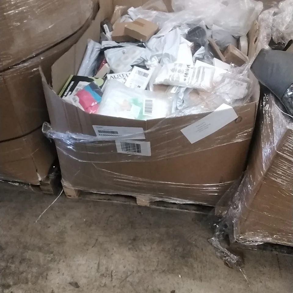 PALLET TO CONTAIN A LARGE QUANTITY OF; WOMEN'S, MEN'S FASHION APPAREL, HOME GOODS, PHONE CASES ETC