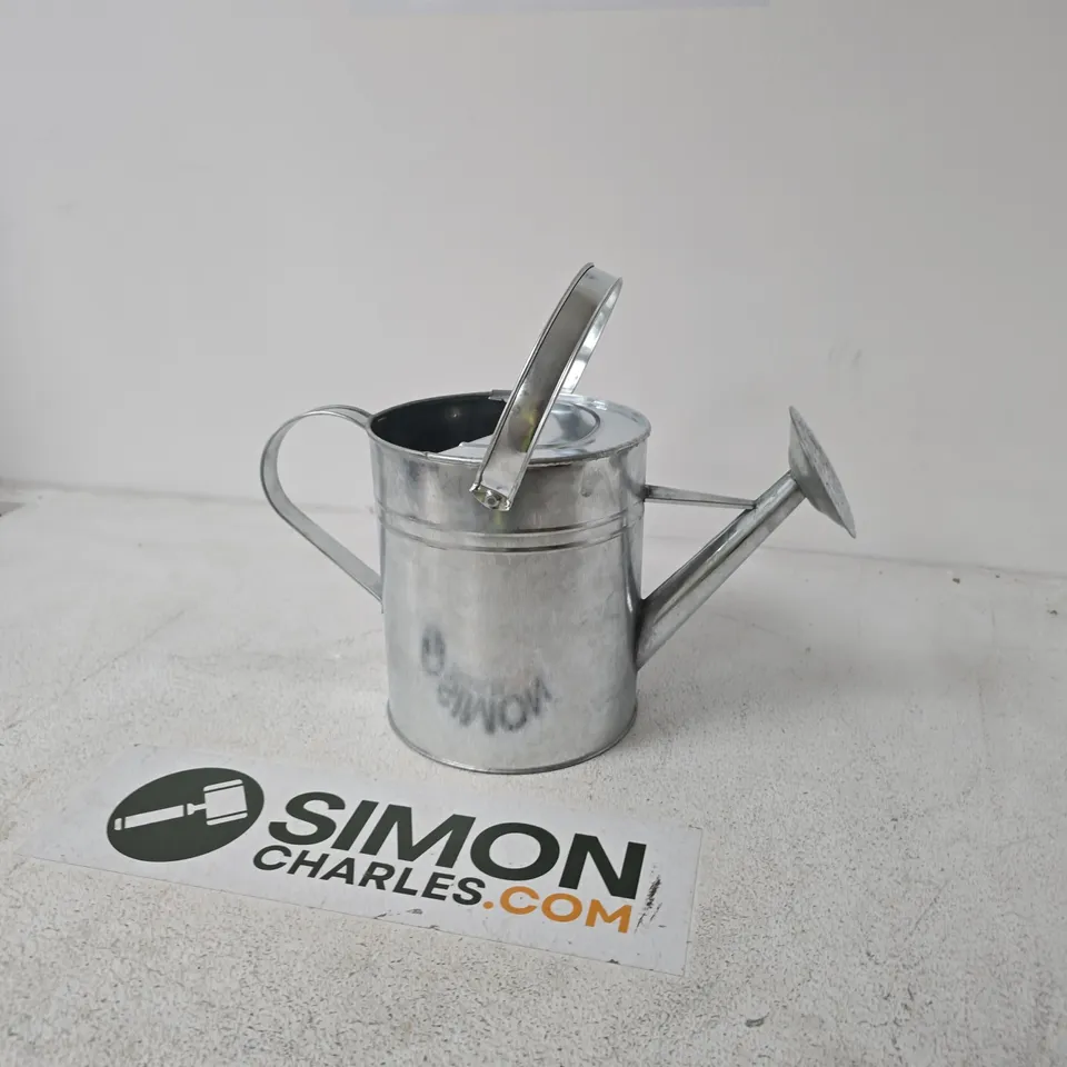 GALVANISED METAL WATERING CAN 