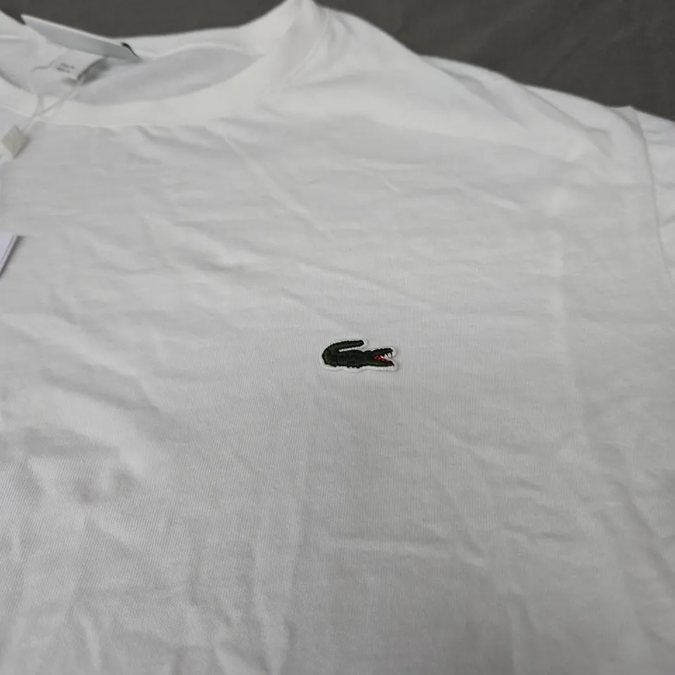 LACOSTE LOGO T-SHIRT SIZE L