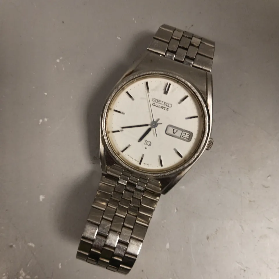 SEIKO QUARTZ IVORY COLOURED DIAL CHAIN LINK WATCH