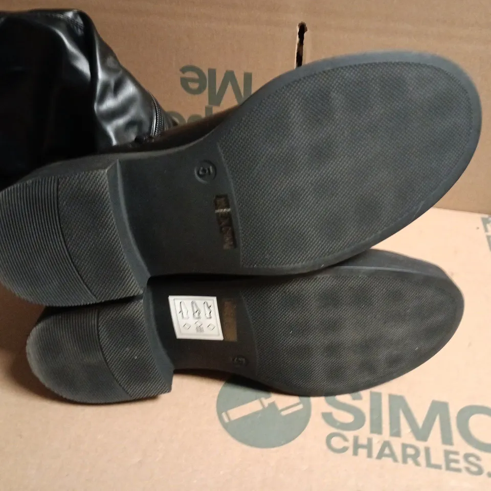 BOXED KOI THE GUARDIAN BLACK THIGH HIGH BOOTS SWA-25 – UK5 (REGULAR)