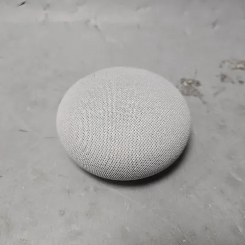 GOOGLE HOME MINI 