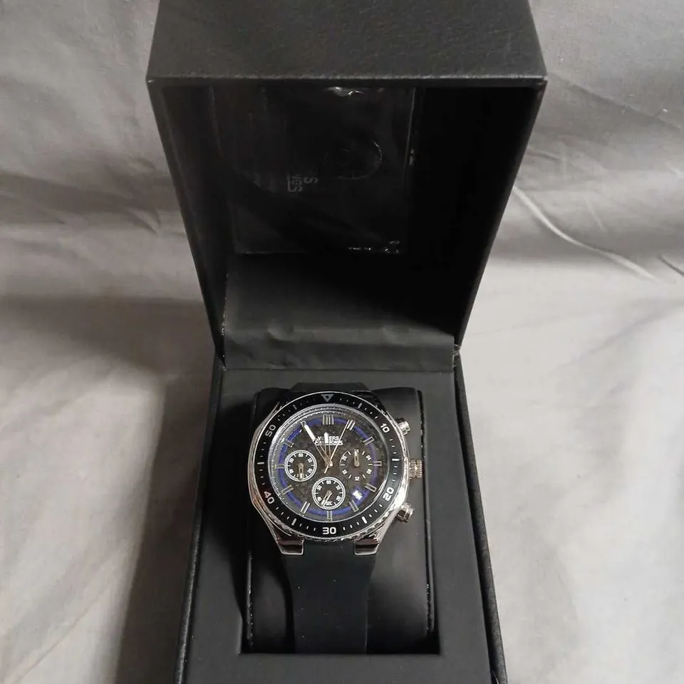 VICKERS ARMSTRONG LIMITED EDITION HAND-ASSEMBLED AEROMARK QUARTZ WATCH