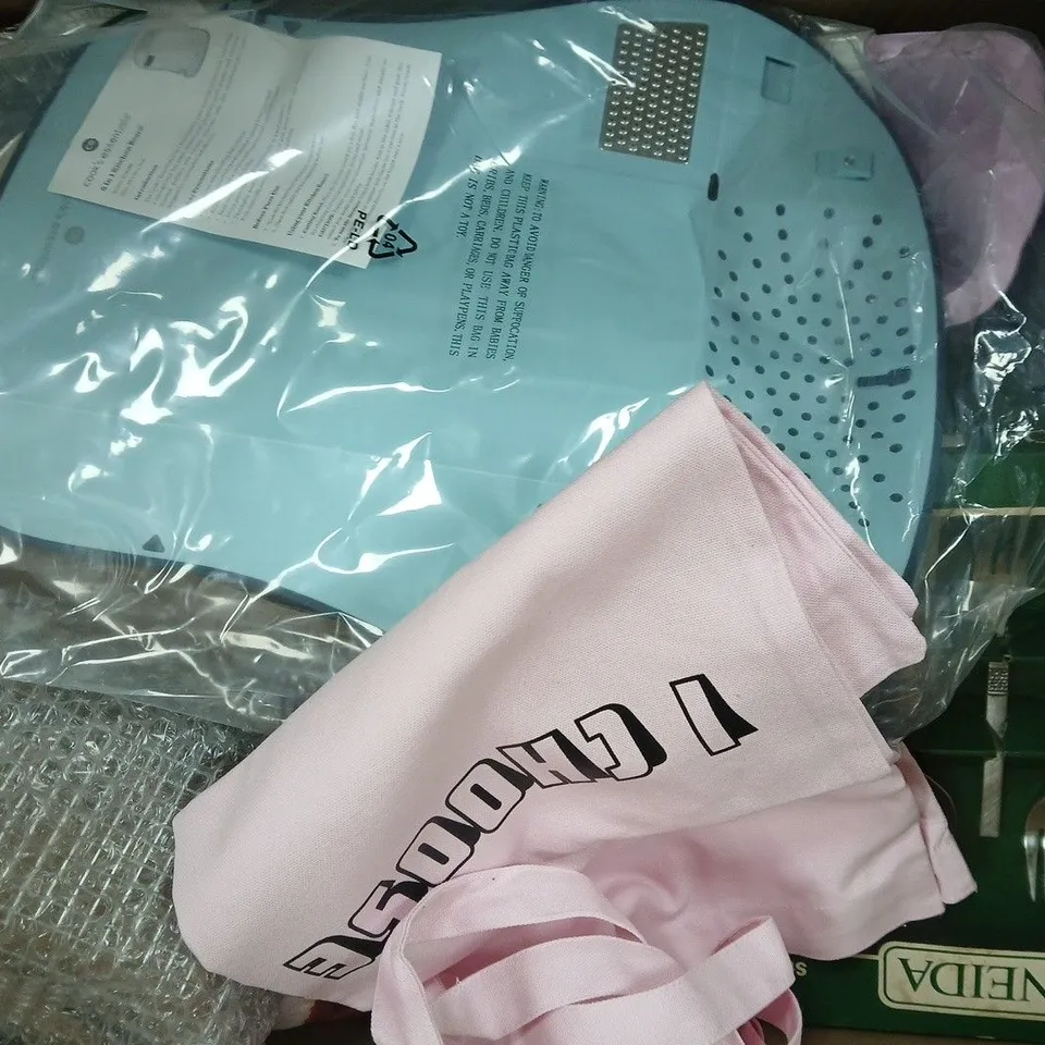 BOX OF APPROXIMATELY 15 ASSORTED HOUSEHOLD ITEMS TO INCLUDE ANDREX, INSULO, ETC