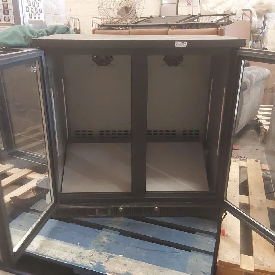 GAMKO MG2/250G NOVERTA HINGED DOUBLE DOOR BOTTLE COOLER