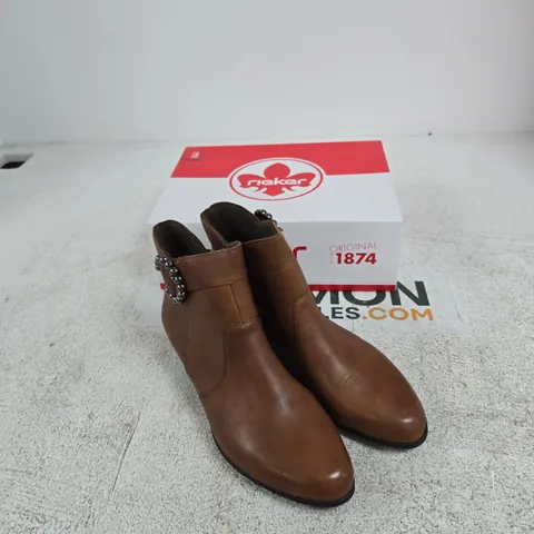 RIEKER BROWN LEATHER ANKLE BOOTS – UK 7½ (EU 41), MODEL Y0797-24, BOXED