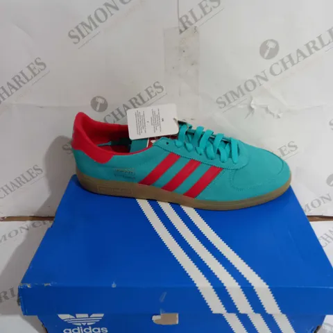 BOXED PAIR OF ADIDAS BC TRAINER GY9861 UK 10 