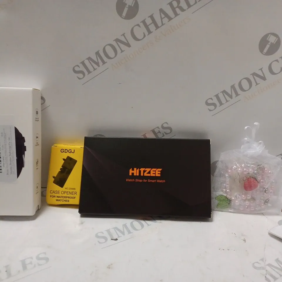 BOX OF APPROX 20 ASSORTED ITEMS TO INCLUDE - HITZEE WATCH STRAP - CASE OPENER WATERPROOF WATCHES - ROSE GOLD WATCH STRAP ECT