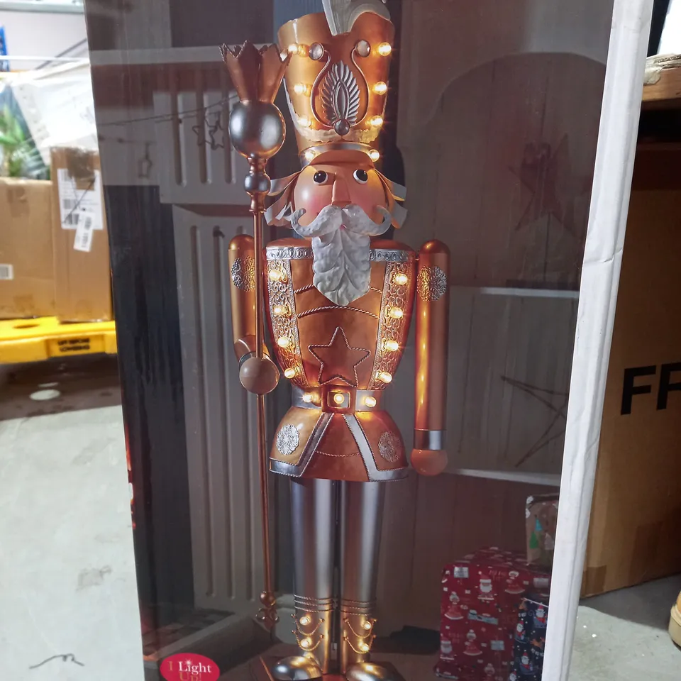 INLIT GIANT NUTCRACKER COLLETION ONLY 