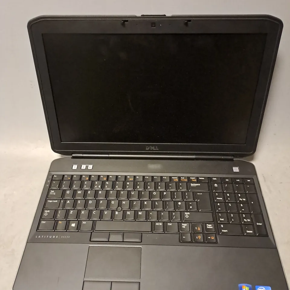 DELL LATITUDE E5530 LAPTOP