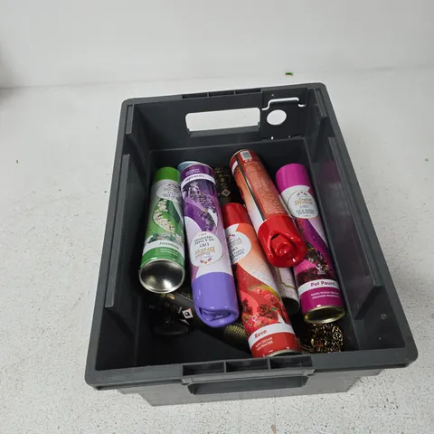 TOTE OF APPROXIMATELY 12 ASSORTED AEROSOLS TO INCLUDE: FEBREEZE AIR MIST LAVENDER