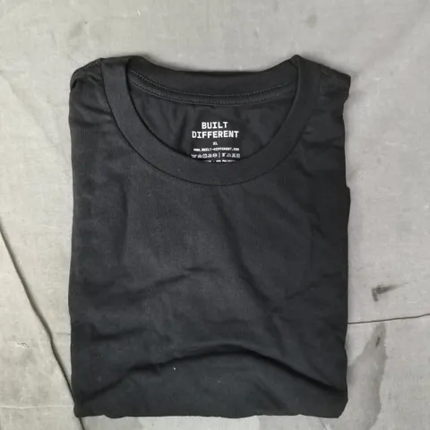 BUILT DIFFERENT CREW T-SHIRT IN BLACK SIZE XL