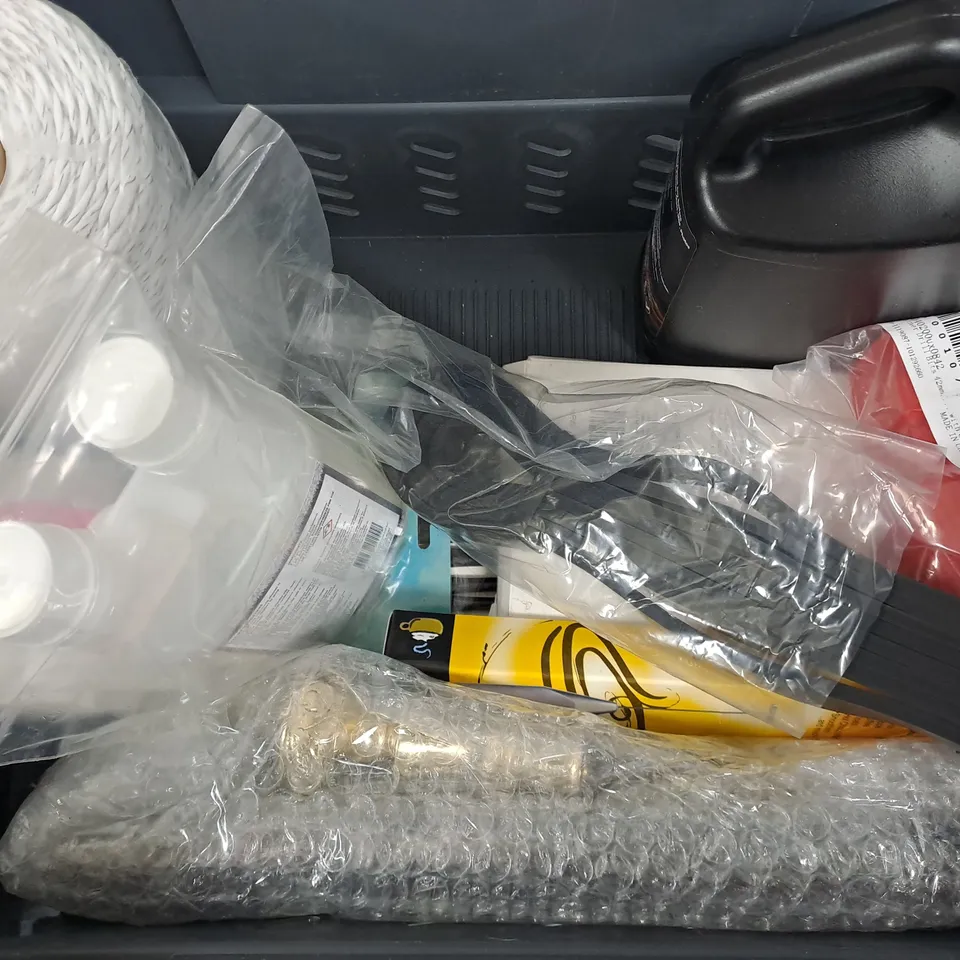 APPROXIMATELY 10 ASSORTED HOUSEHOLD ITEMS TO INCLUDE FUNEPOXY HARDERNER, WASHING UP LIQUID, ETC - COLLECTION ONLY
