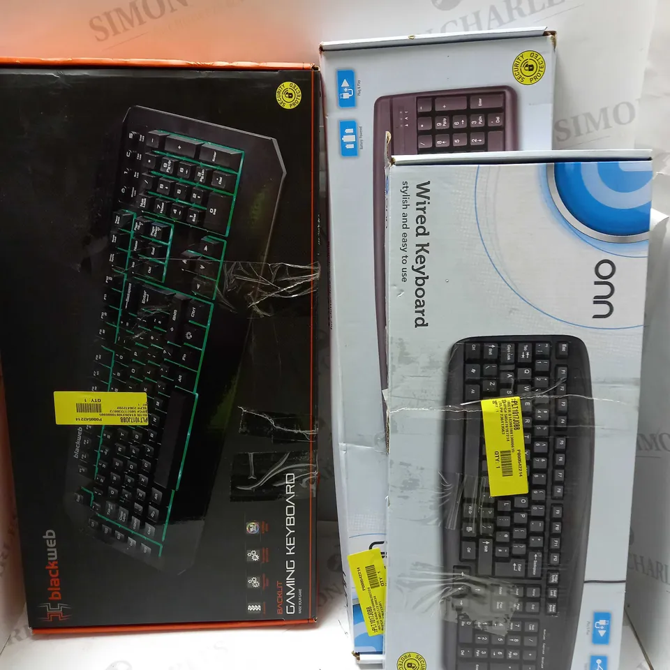 LOT OF 3 ASSORTED KEYBOARDS TO INCLUDE BLACKWEB GAMING KEYBOARD & ONN KEYBOARDS 