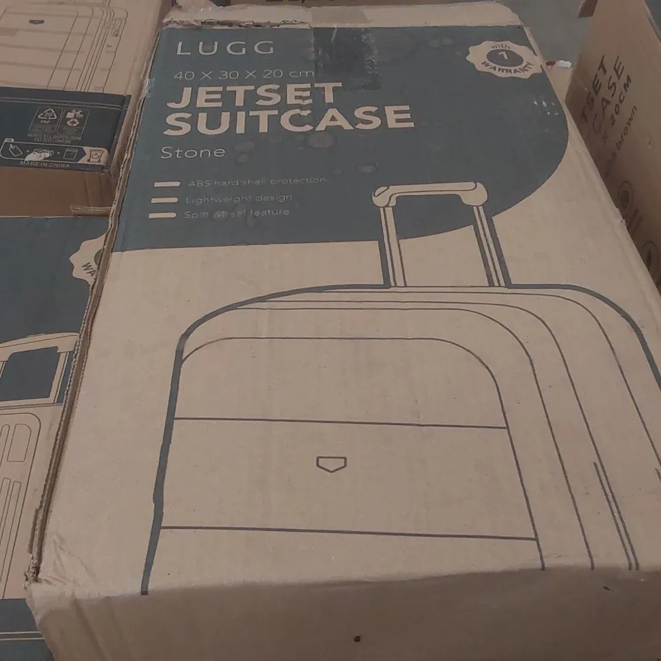 BOXED LUGG TRAVEL SUITCASE