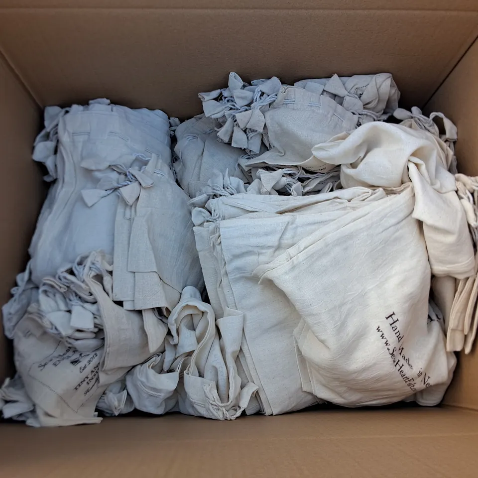 LARGE QUANTITY OF SEW HEART FELT BRANDED COTTON DRAWSTRING BAGS