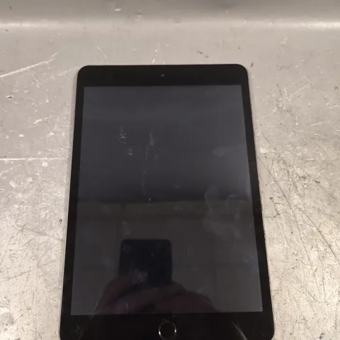 APPLE IPAD MINI 3 TABLET