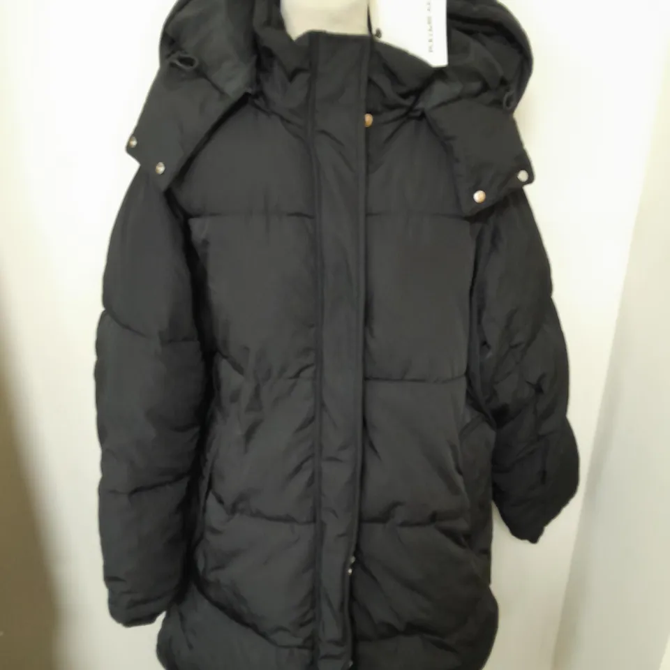 PULL & BEAR PADDED BLACK COAT - UK L