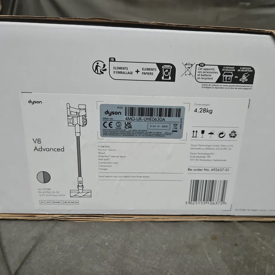 Dyson V8 Advanced Cordless Vacuum Cleaner – Boxed