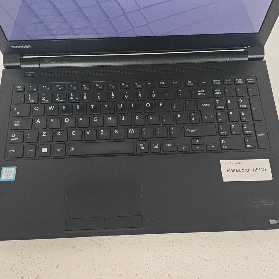 UNBOXED TOSHIBA SATELLITE PRO INTEL I5 LAPTOP IN BLACK - R50-C-17Z