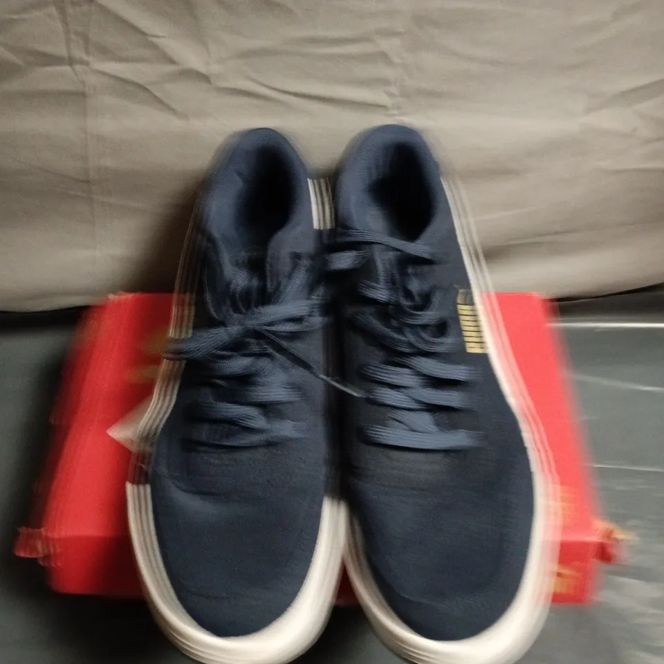 BOXED PAIR OF PUMA NAVY TRAINERS –  UK SIZE 11