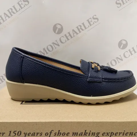 BOXED CUSHION WALK LOAFERS, NAVY - SIZE 6