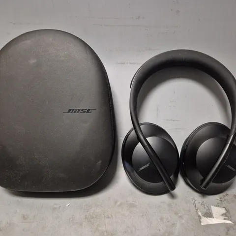 BOSE NOISE CANCELLING HEADPHONES