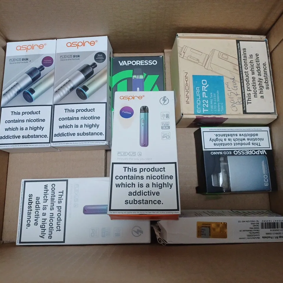 LOT OF 20 ASSORTED E-CIGS AND PARTS TO INCLUDE VAPORESSO, GEEKVAPE AND ASPIRE