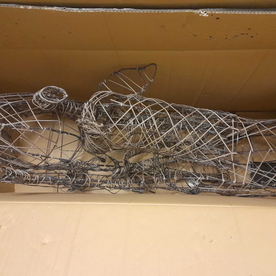 1.9M HEIGHT BROWN WICKER STAG-WARM WHITE LED-COLLECTION ONLY
