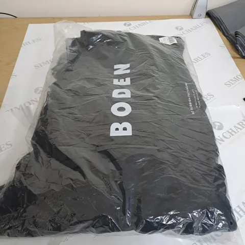 BODEN SPOTTED DRESS SIZE 14R