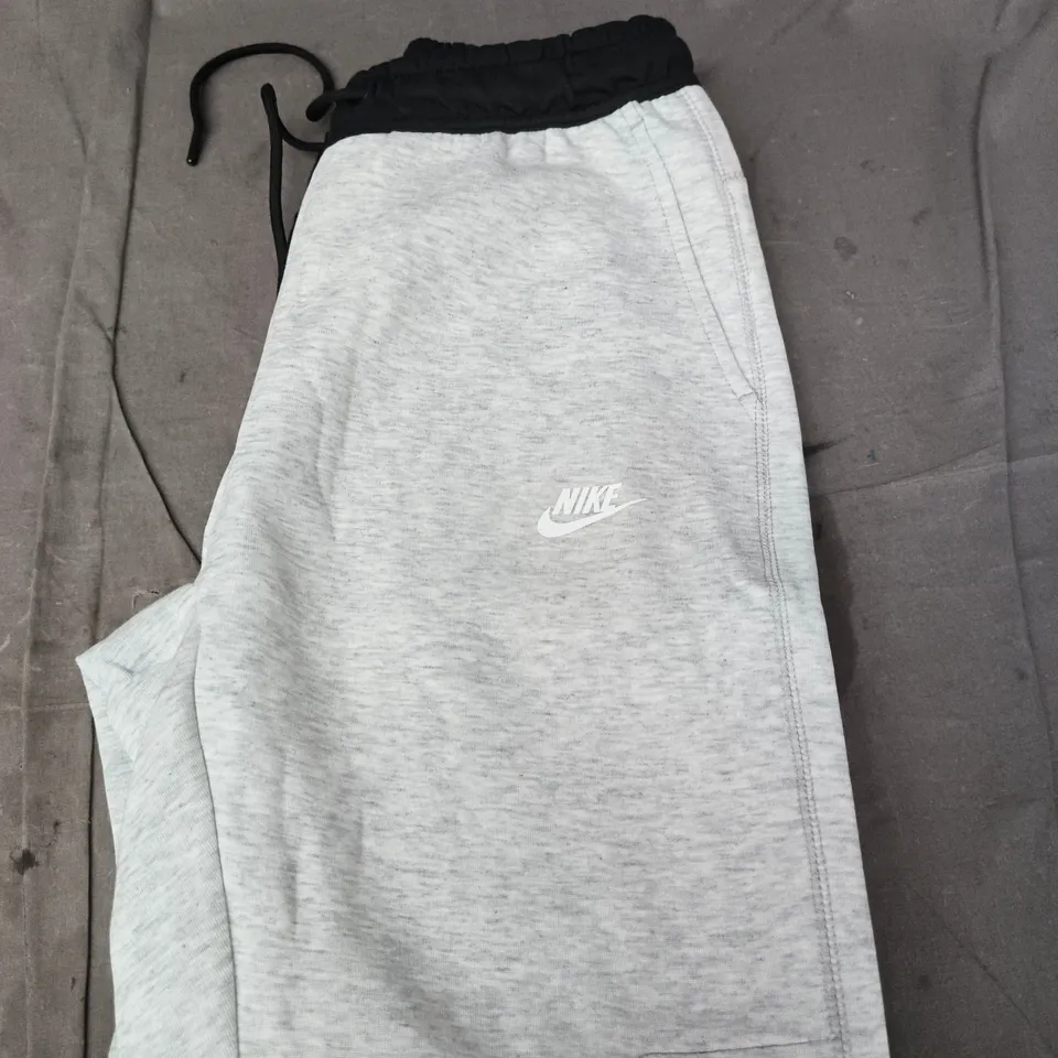 NIKE SWEATPANTS – GREY - SIZEL