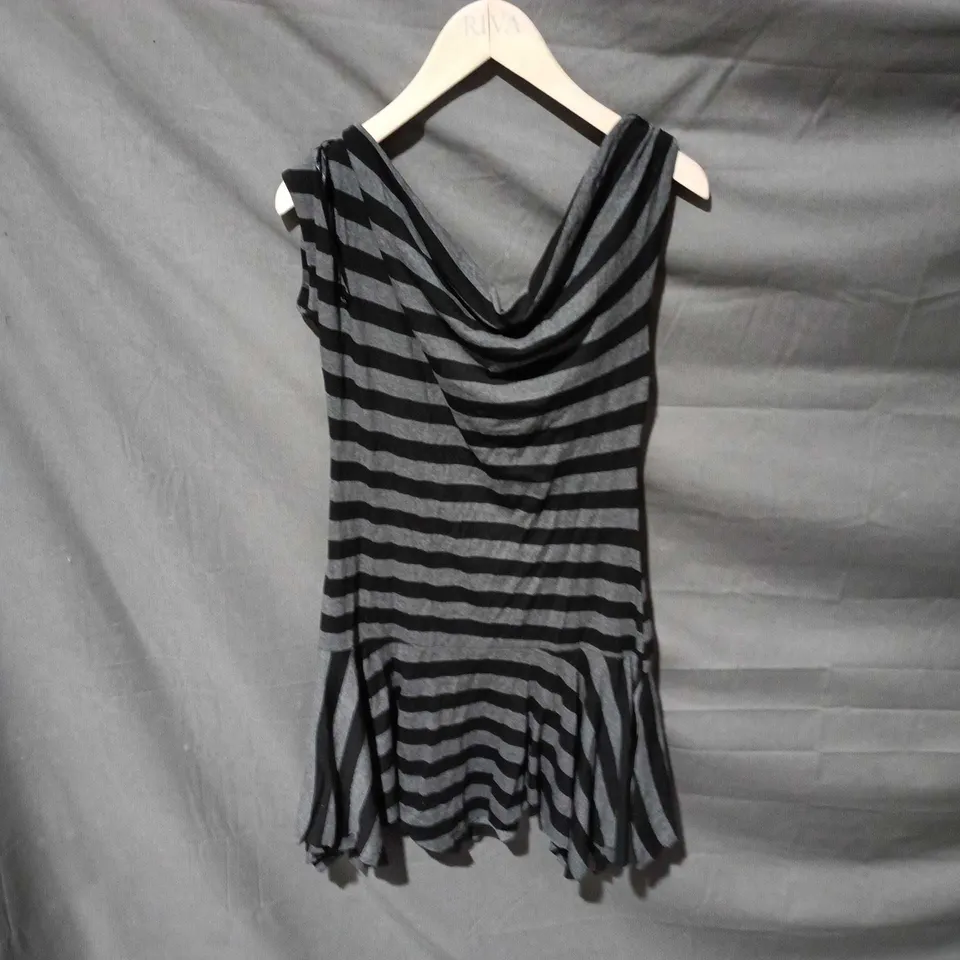 SILENCE + NOISE STRIPED DRAPED-NECK TOP - GREY/BLACK, URBAN OUTFITTERS (M)