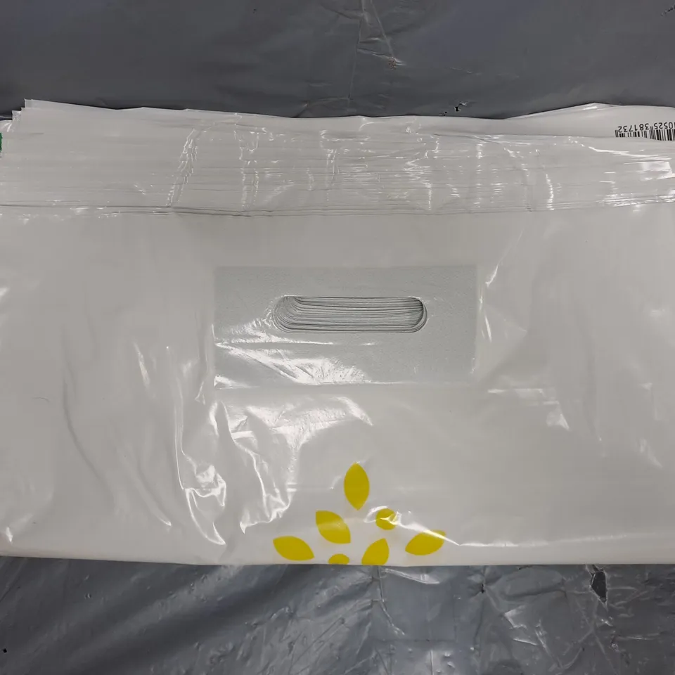 BOX OF APPROXIMATELY 450 MORRISONS CONVENIENCE STORE CARRIER BAGS