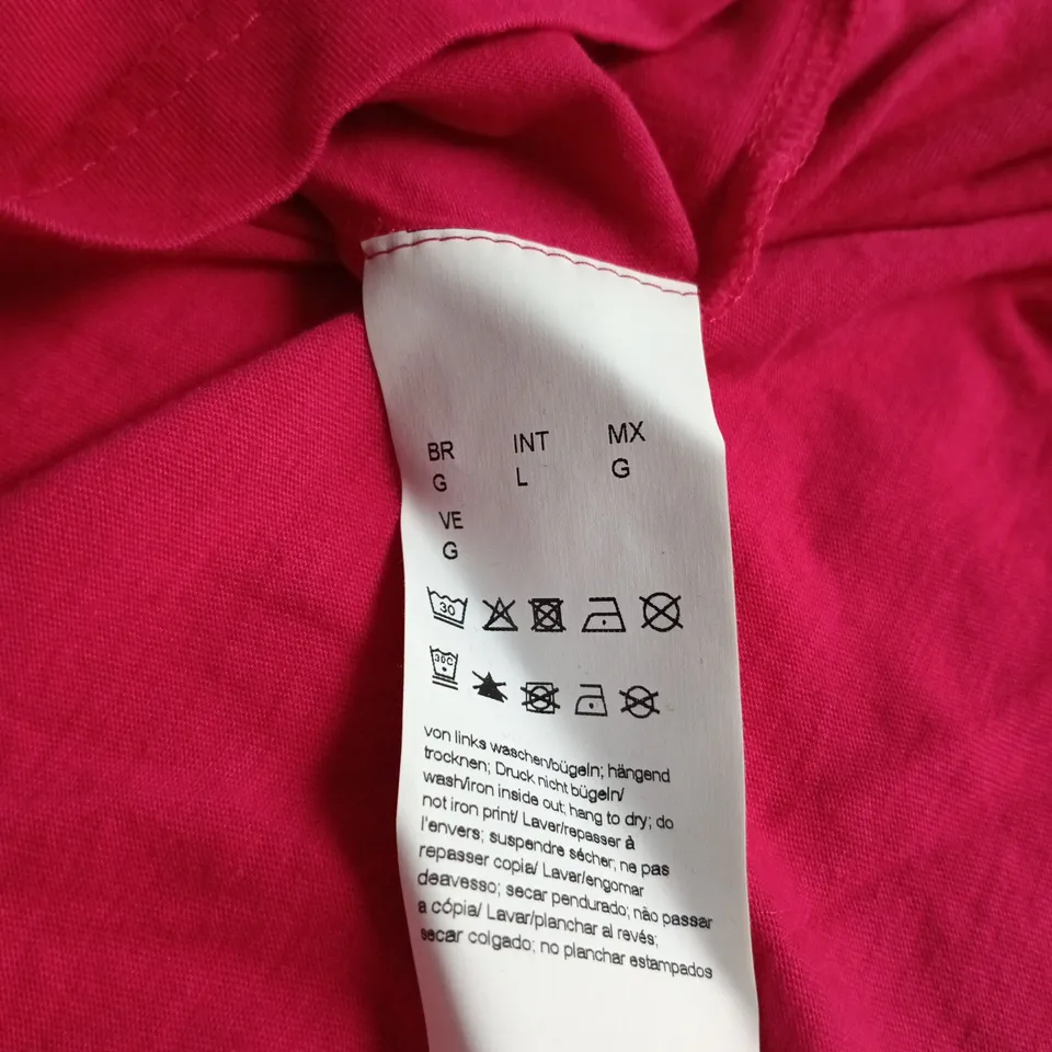 HUGO BOSS PINK T-SHIRT WITH BOSS LOGO - UK SIZE L (INT L)