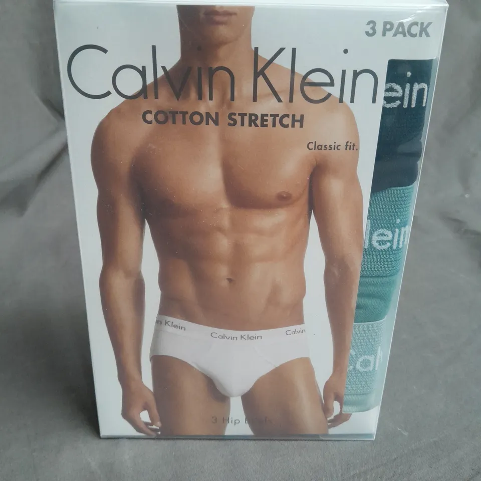 BOXED CALVIN KLEIN HIP BREIF 3 PACK - LARGE