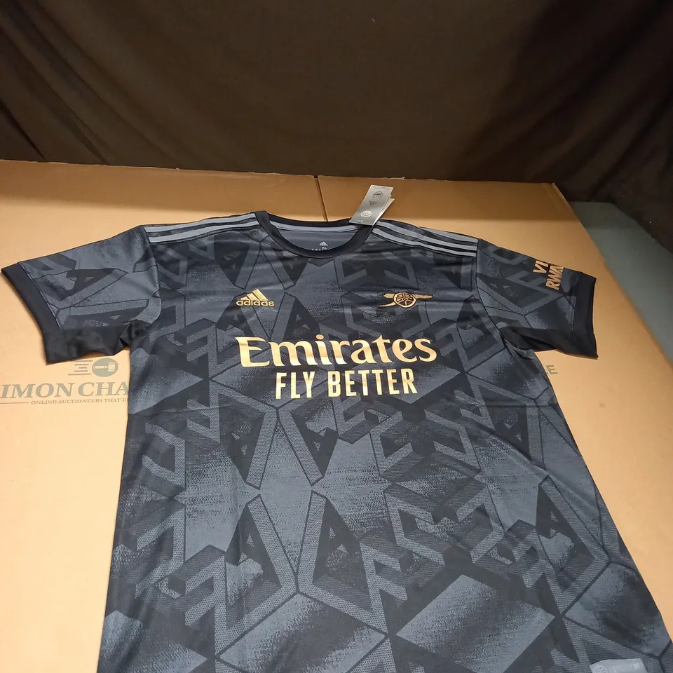 ARSENAL FC AWAY SHIRT SIZE XL