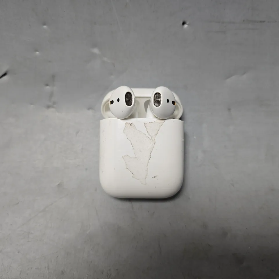 APPLE AIRPOD WITH CHARGING CASE - A1602