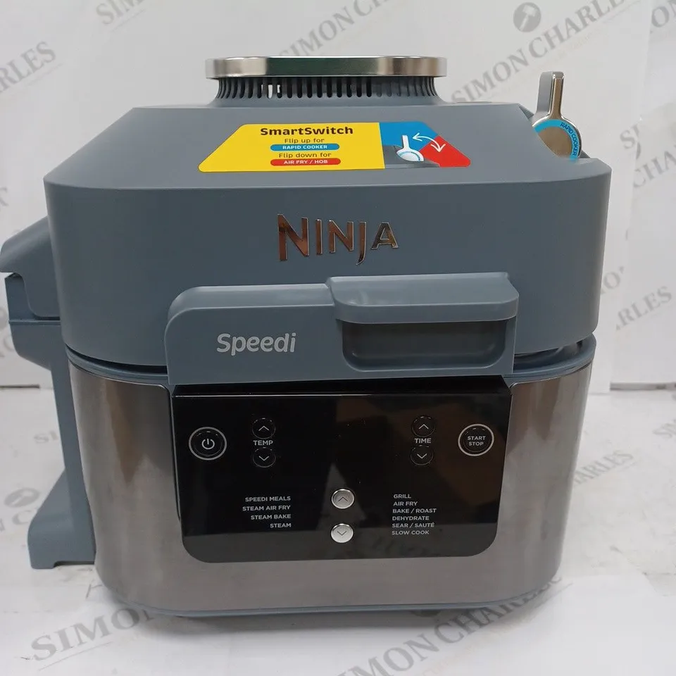 BOXED NINJA SPEEDI 10-IN-1 5.7L RAPID-COOKER & AIR FRYER ON400UK