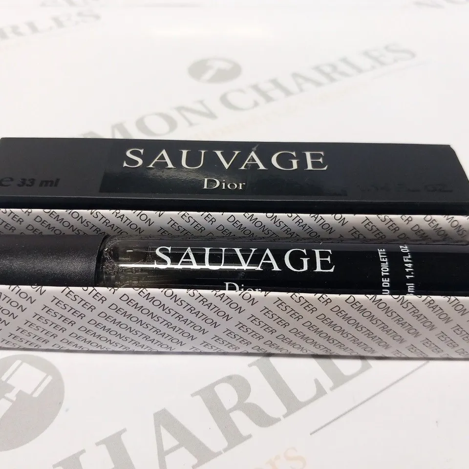 BOXED SAUVAGE DIOR EAU DE TOILETTE 33ML