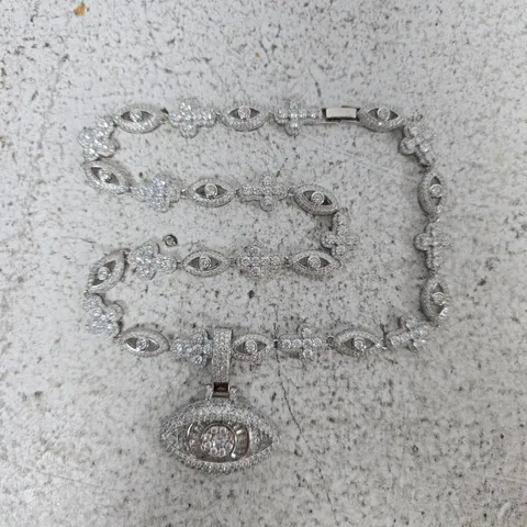 UNBRANDED DIAMANTE-SET EYE MOTIF PENDANT ON CHAIN