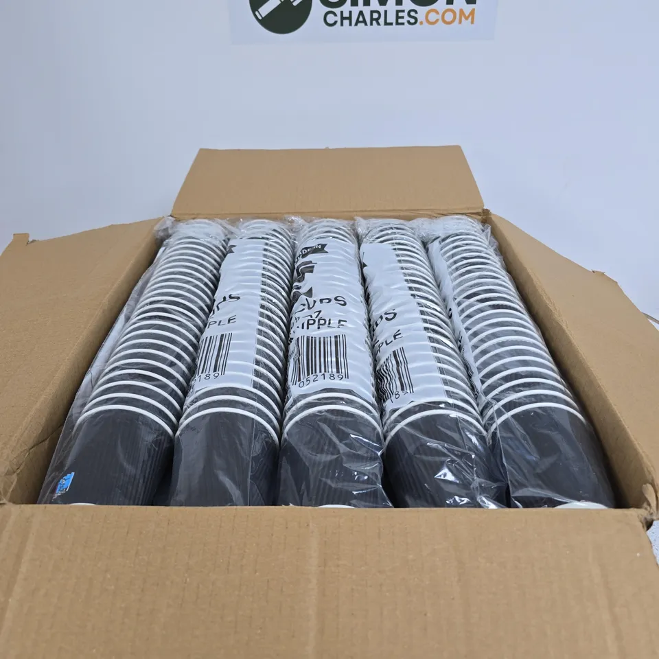 BOX OF APPROXIMATELY 500 8 OZ PAPER CUPS