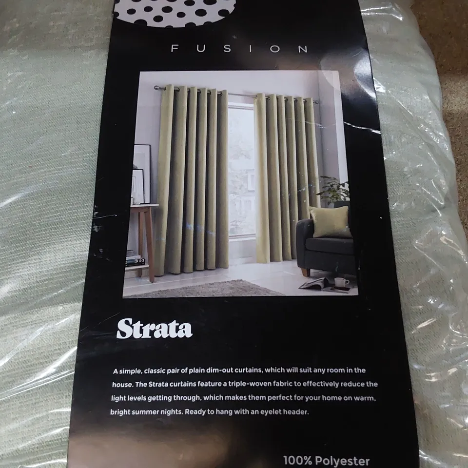 DESIGNER QUIDA EYELET ROOM DARKENING CURTAINS STRATA GREEN 168 ×228cm