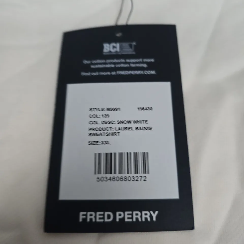 FRED PERRY WHITE SWEATSHIRT – SIZE XXL 