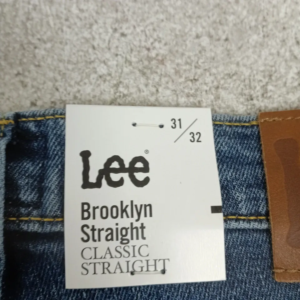 LEE BROOKLYN STRAIGHT JEANS – MEN’S, UK 31 (US 31 / INSEAM 32)