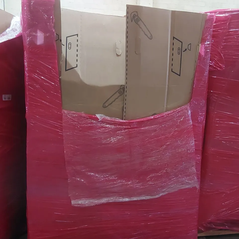 PALLET OF ASSORTED ITEMS TO INCLUDE: AIR COMPRESSOR, GARDEN PUMP, RADIATOR COVER, PURE COOL FAN ECT