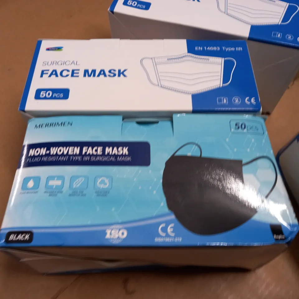 LOT OF APPROXIMATELY 450 FACE MASKS