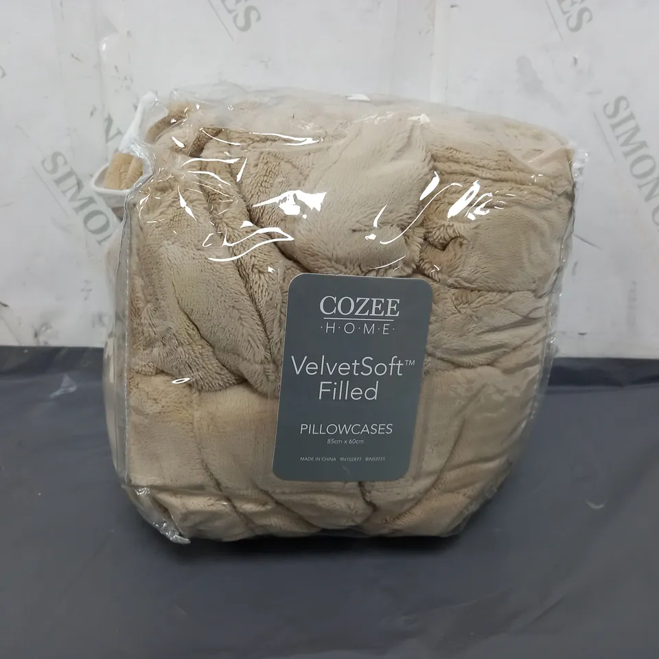 COZEE HOME SET OF VELVETSOFT PILLOWCASES TAUPE 