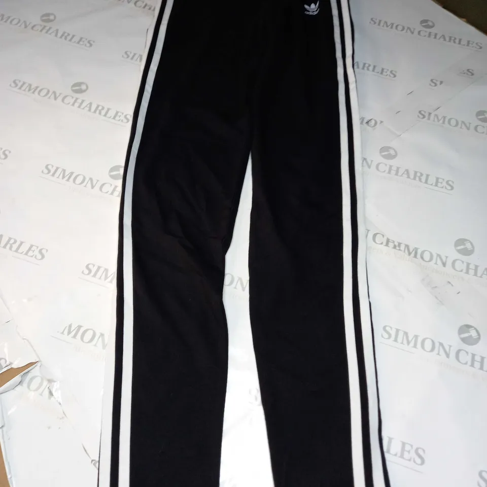 ADIDAS 3-STRIPE LEGGINGS IN BLACK - UK 14-15Y