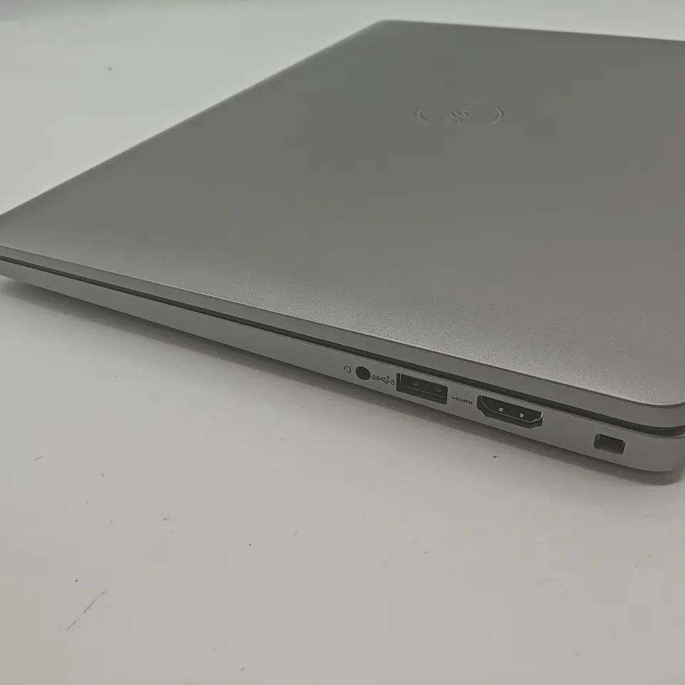 UNBOXED DELL LATITUDE 5450 INTEL VPRO LAPTOP IN SILVER - P165G
